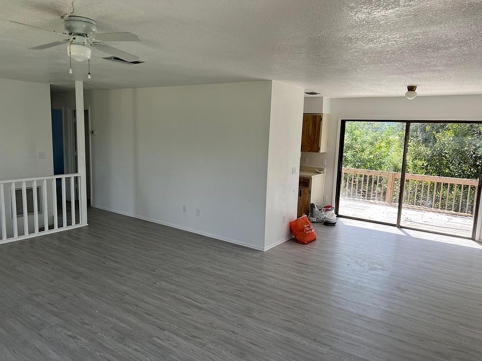 2nd image of 3906 118th St W Floor 3906