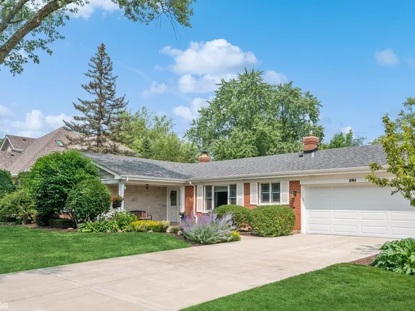 3104 Plum Island Dr, Northbrook, IL 60062