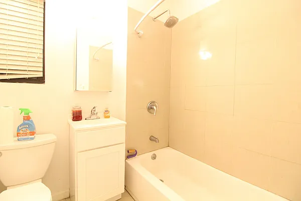Rented by Keller Williams NYC | media 20