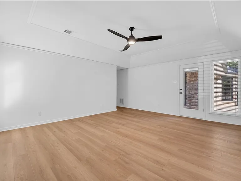 610 Timber Way — Photo 27
