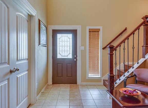 2nd image of 1506 White Willow Ln