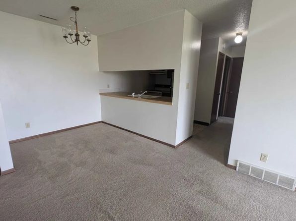 2121 Greene St APT B33