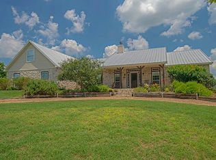 3850 Running River Ln, Washington, TX 77880