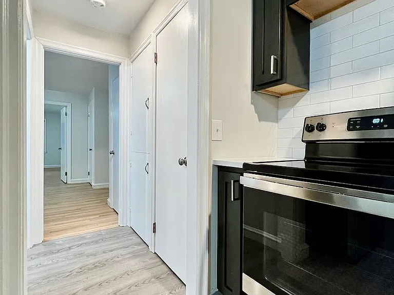 167 Norwood Ave — Photo 5