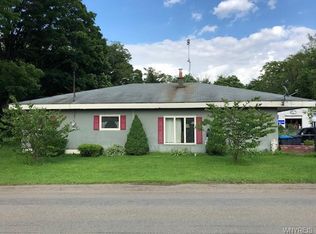 11460 McKinstry Rd, Delevan, NY 14042