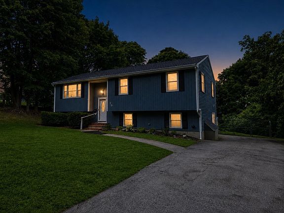 3rd image of 16 Andrew Ave