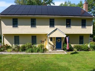 224 Roses Mill Rd, Milford, CT 06460