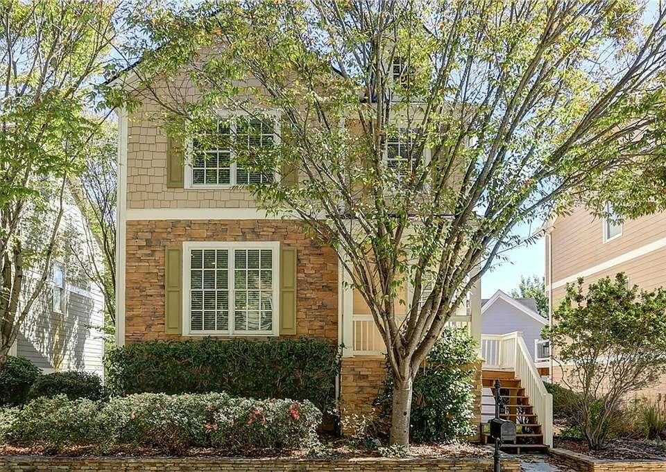 1st image of 2238 Parkview Ct NW