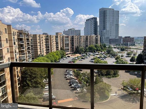 3rd image of 8350 Greensboro Dr APT 903