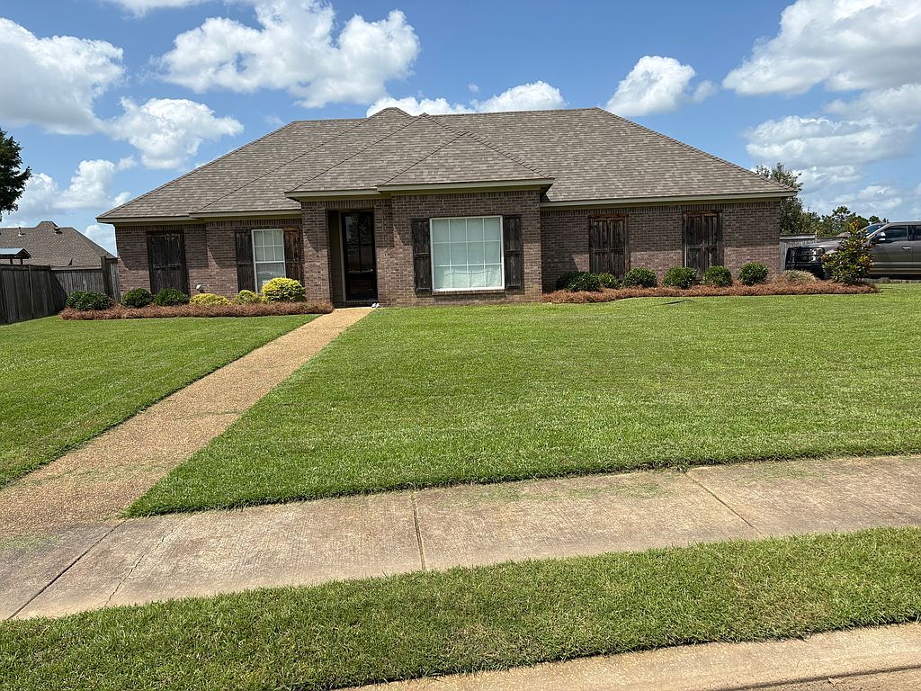 104 Merrimac Way - Property Image