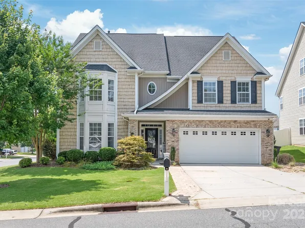 10951 Hat Creek Ln, Davidson, NC 28036