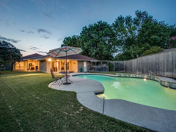 2nd image of 3809 Bainbridge Ct