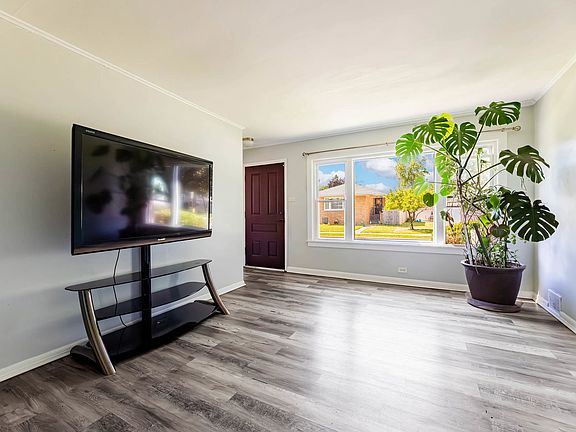 5th image of 8022 42nd St