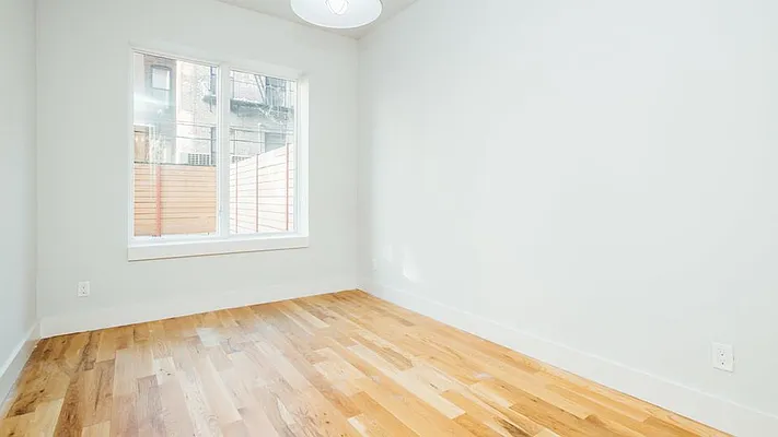 Rented by Nooklyn NYC LLC | media 55