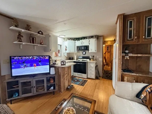 400 N Plaza Dr #188, Apache Junction, AZ 85120