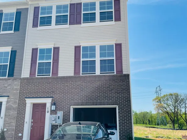 10 Telluride Way Savannah, Charles Town, WV