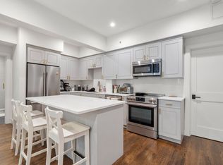 520 Beacon St APT 1C, Boston, MA 02215