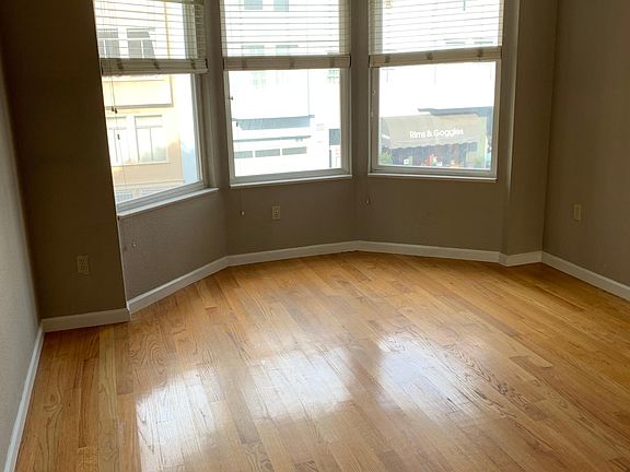 5th image of 3587 Sacramento St