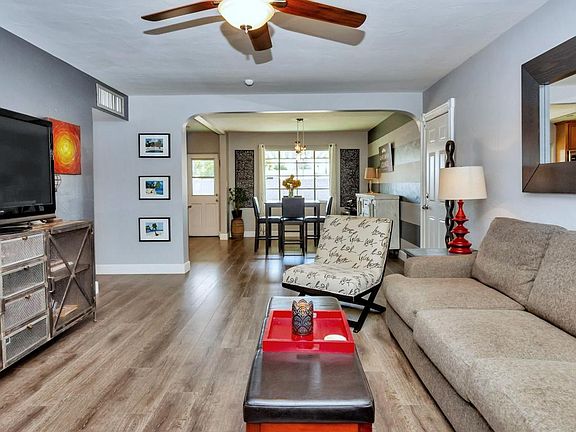 4th image of 6131 N 18th Dr