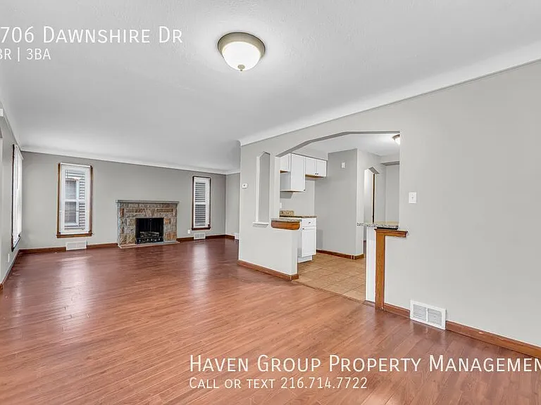 4706 Dawnshire Dr — Photo 4