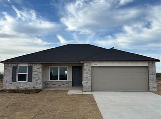 40949 Shawnee Meadows Dr, Shawnee, OK 74804