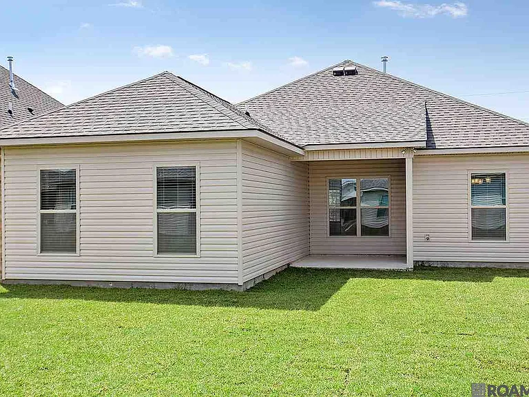 18322 Sunset Park Dr — Photo 12