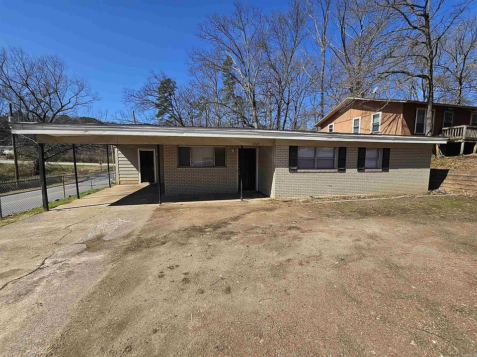 1st image of 2724 Longcoy St