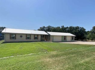 302 Breezeway, Burnet, TX 78611