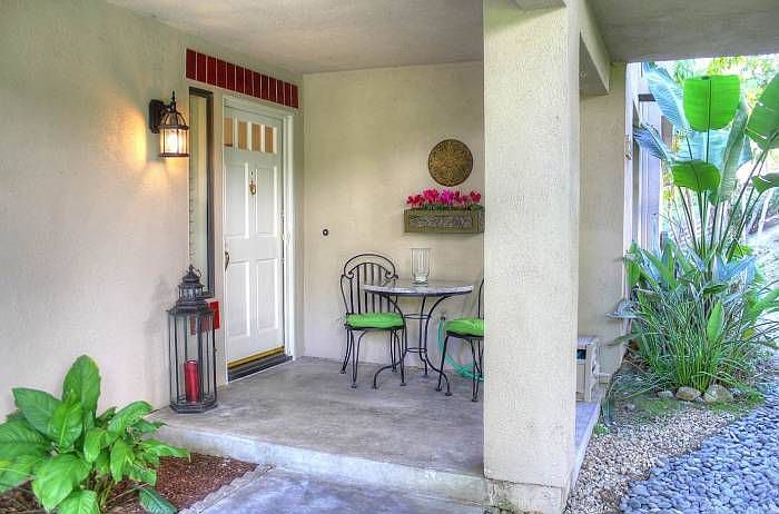 Beautiful Warm Welcome