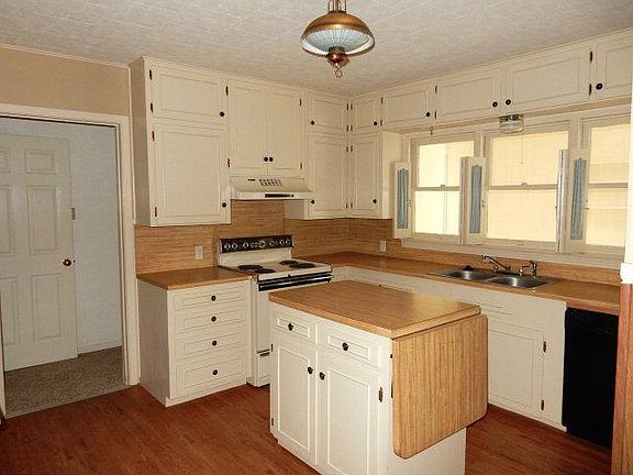 5th image of 2308 W Avenue J