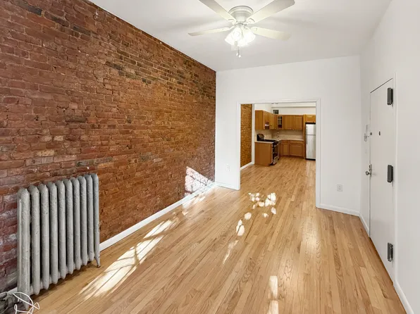 501 12th Street image 2 of 11