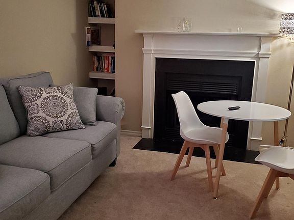 2nd image of 1505 Lincoln Cir