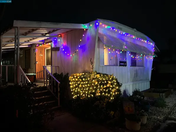195 Cairo Dr #52, Martinez, CA 94553