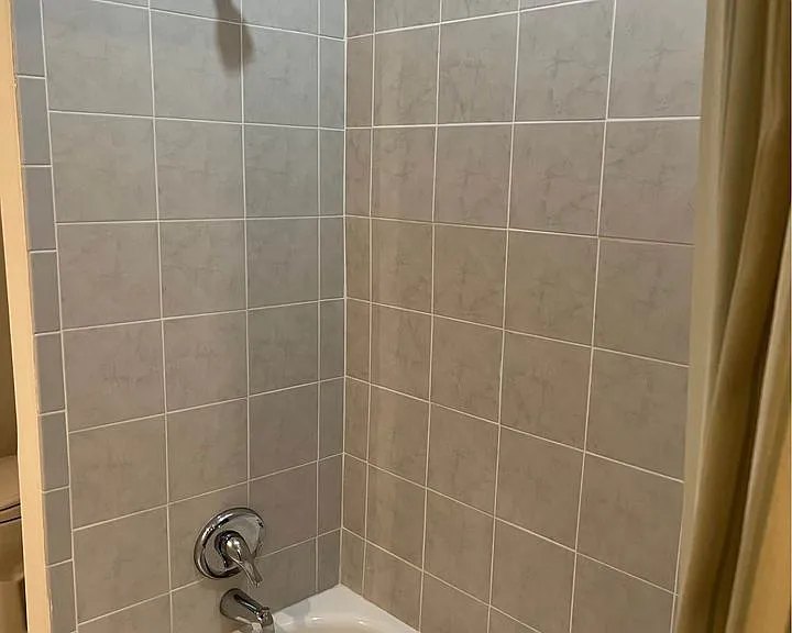 413 Constitution Ave NE — Photo 24