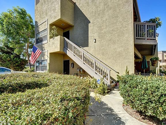 3rd image of 10641 Lakeside Dr S #256