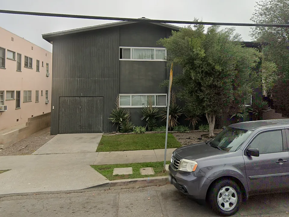 766 Loma Ave
