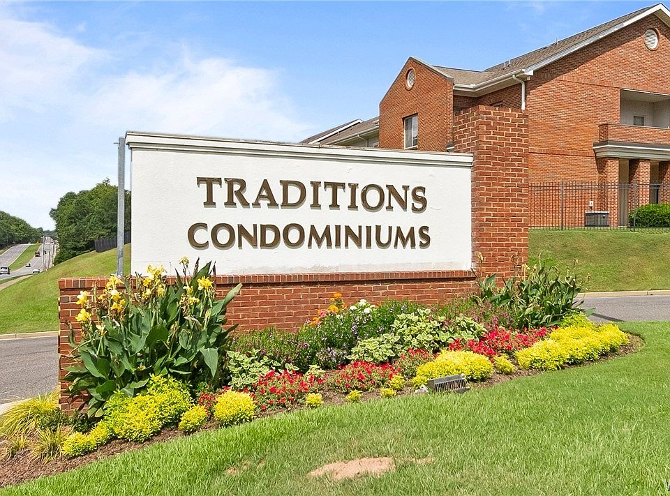1st image of 3218 Veterans Memorial Pkwy APT 2304