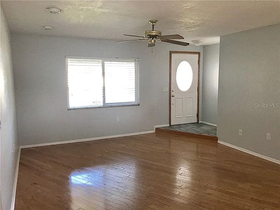 3rd image of 5735 Tanglewood Dr NE