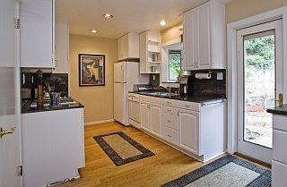 3rd image of 2835 Adeline Dr