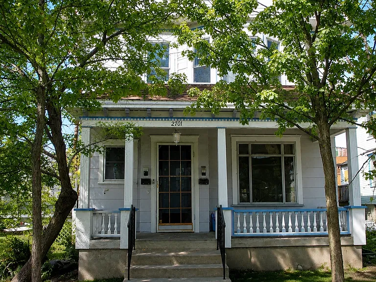 2701 Delaware St SE — Photo 9