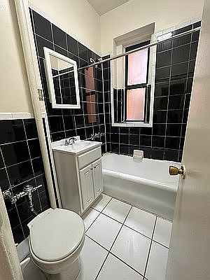 4th image of 2814 Newkirk Ave APT A2