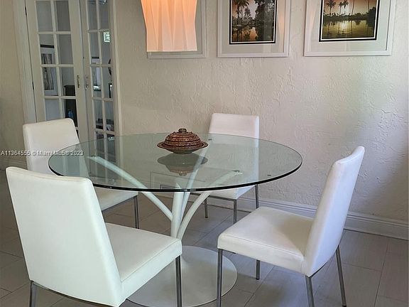 5th image of 4055 Bonita Ave