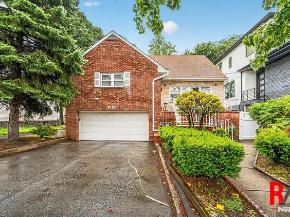 1068 Anderson Ave, Fort Lee, NJ 07024