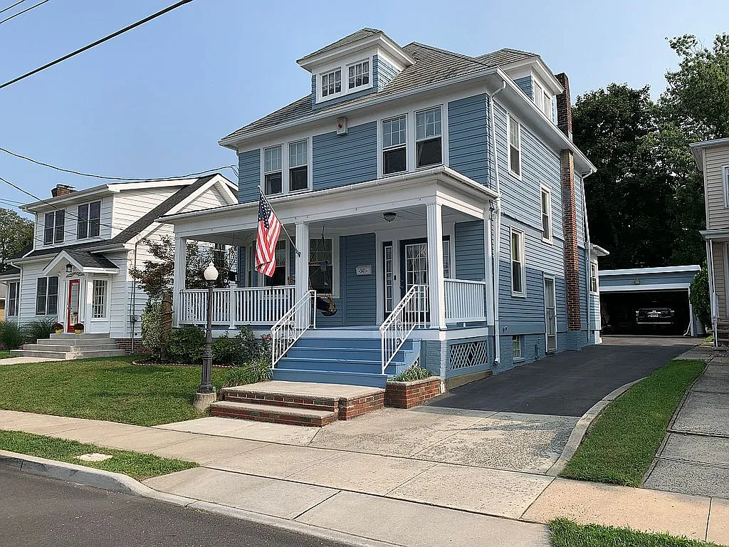 347 Catherine St photo 1