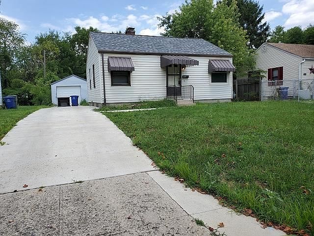 1st image of 740 Arlington Ave