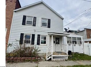 1 Center Street, Green Island, NY 12183