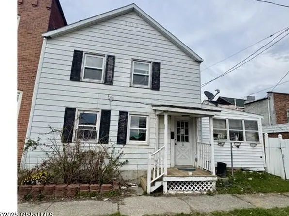 1 Center Street, Green Island, NY 12183