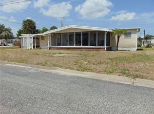 31643 Imperial Dr, Tavares, FL 32778