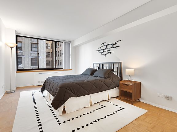 5th image of 250 W 89th St APT 5E