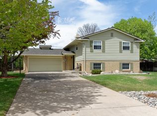 5921 S Nixon Ct, Littleton, CO 80123